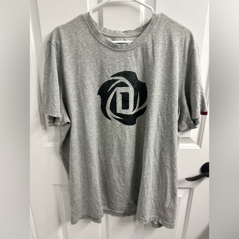 Men’s t-shirt